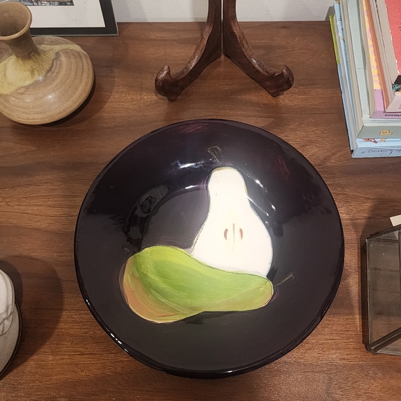 Beautiful Vintage Single Handmade Ceramic Pear Home Décor Plate - Picture 8 of 8